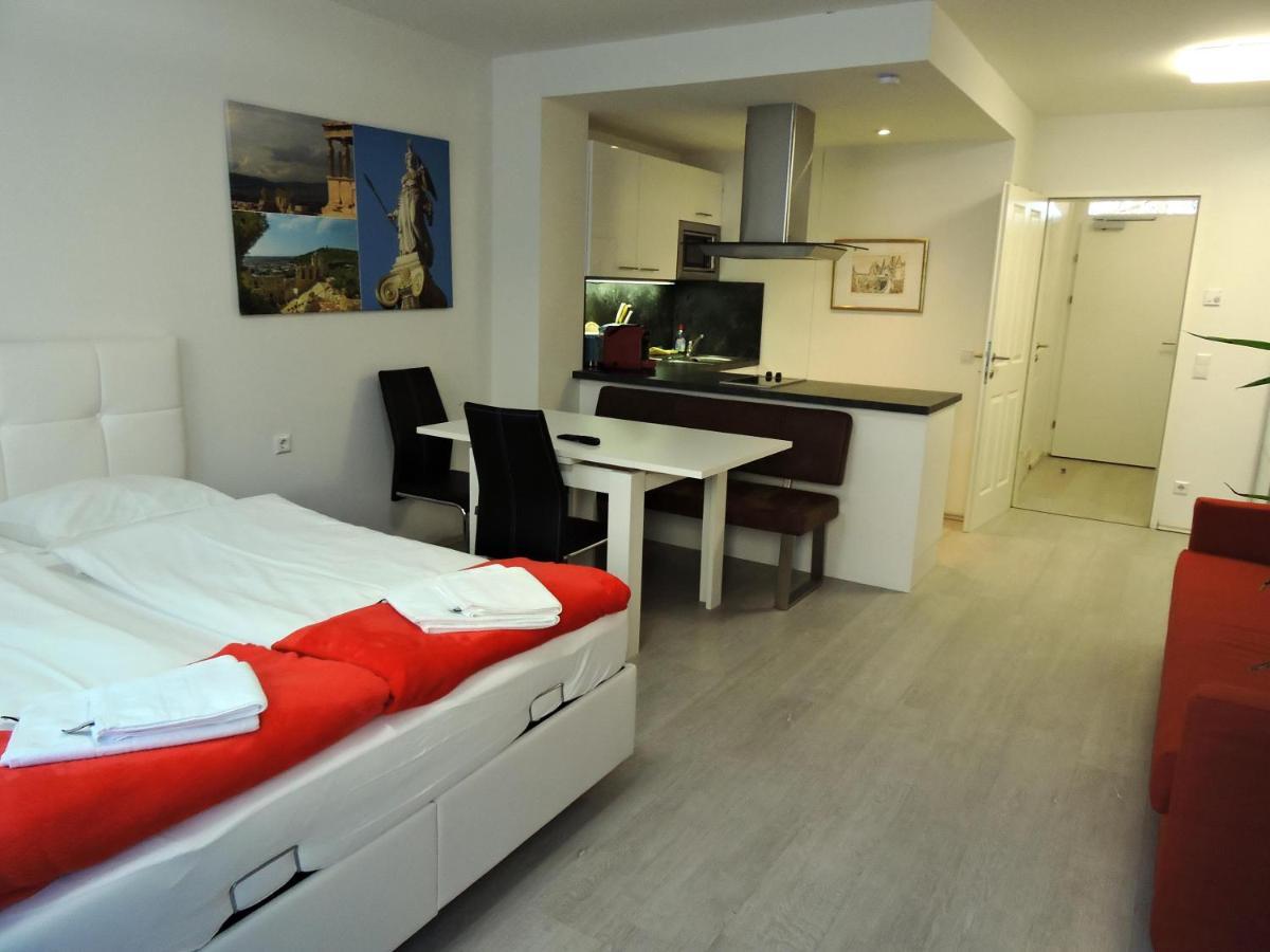 101 Athen, Studio Apartment, 38M2 1-4 Pers Klagenfurt am Woerthersee Exterior photo